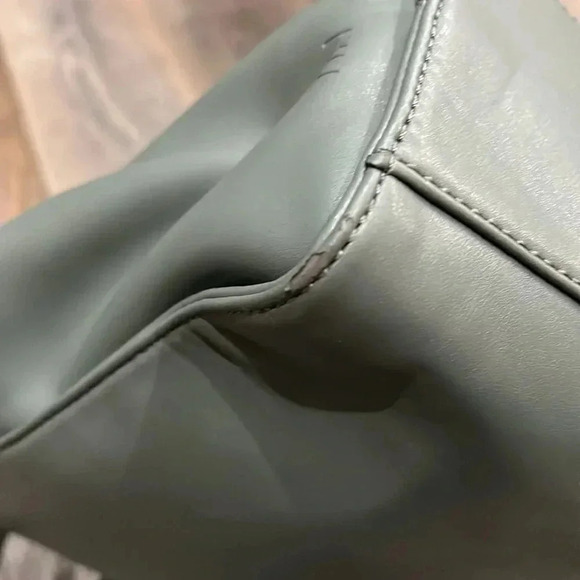 Matt & Nat satchel bag - Picture 8 of 8